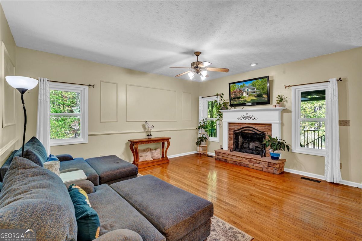 260 Kensington Drive Sharpsburg GA 30277