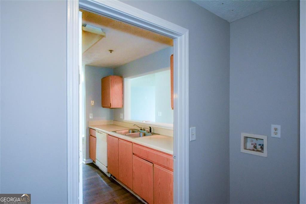 8304 Fairington Village Drive Lithonia GA 30038