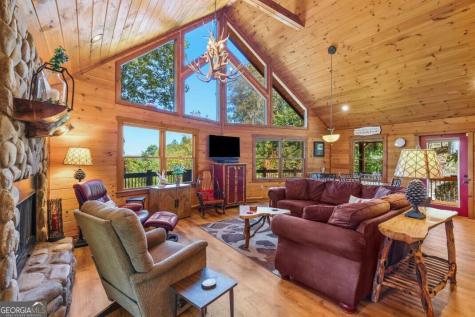 279 High Point Trail Blue Ridge GA 30513
