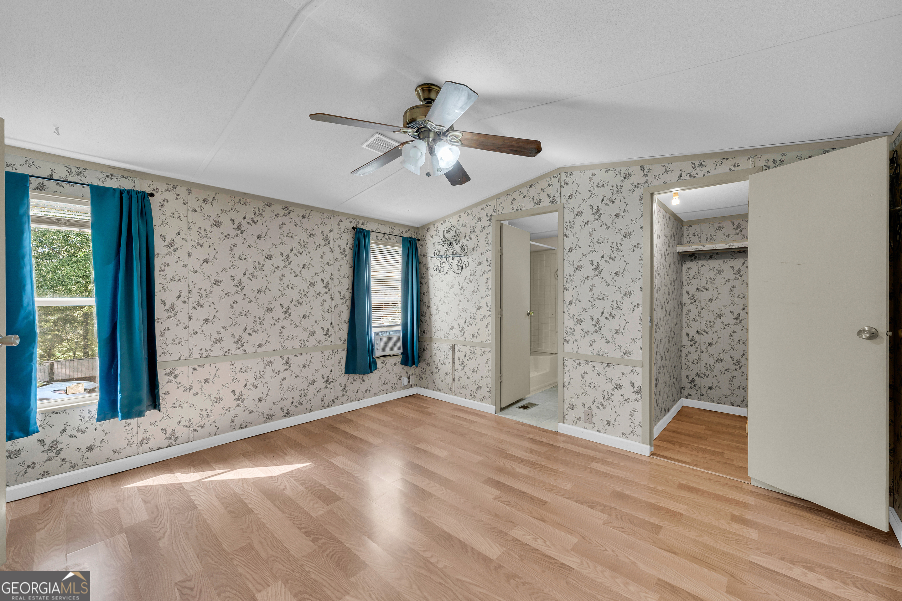 4444 Riverdale Road Toccoa GA 30577