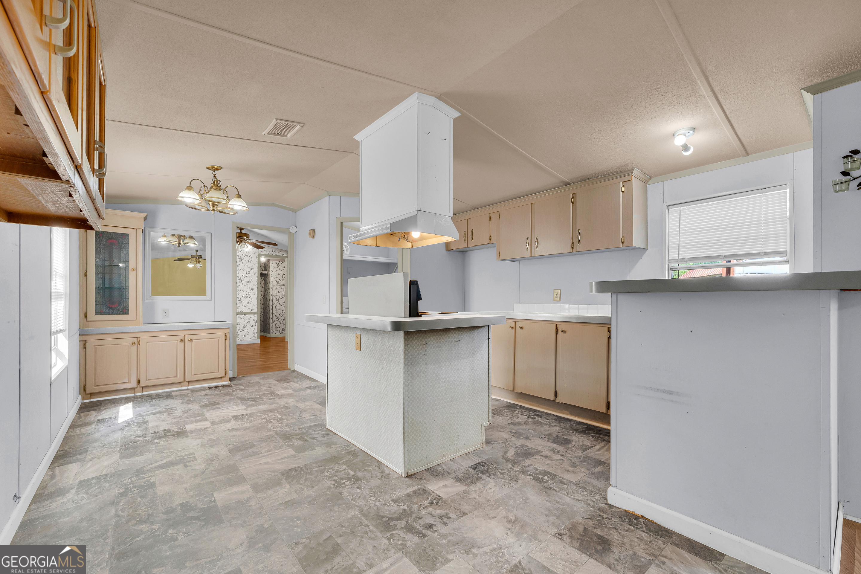 4444 Riverdale Road Toccoa GA 30577