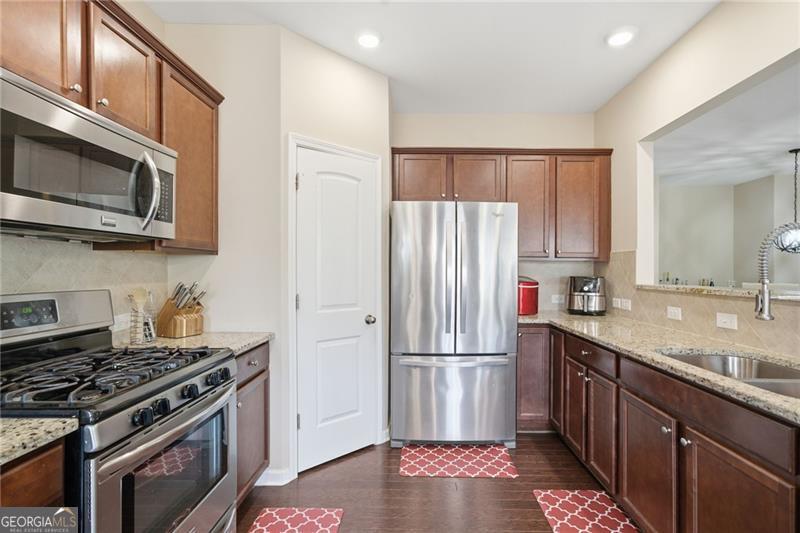 1210 Hampton Oaks Drive Alpharetta GA 30004