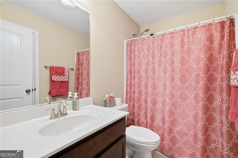 1210 Hampton Oaks Drive Alpharetta GA 30004