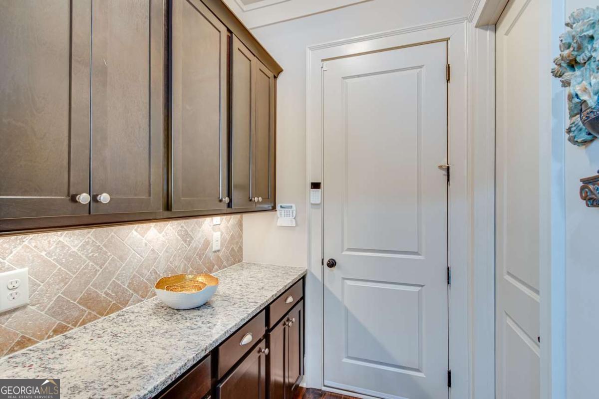 2189 Bessbrook Square Statham GA 30666