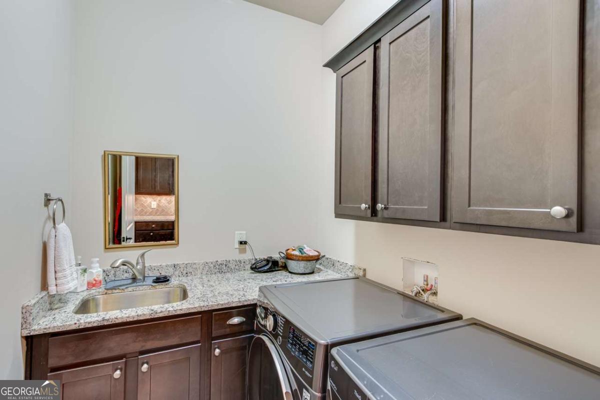 2189 Bessbrook Square Statham GA 30666