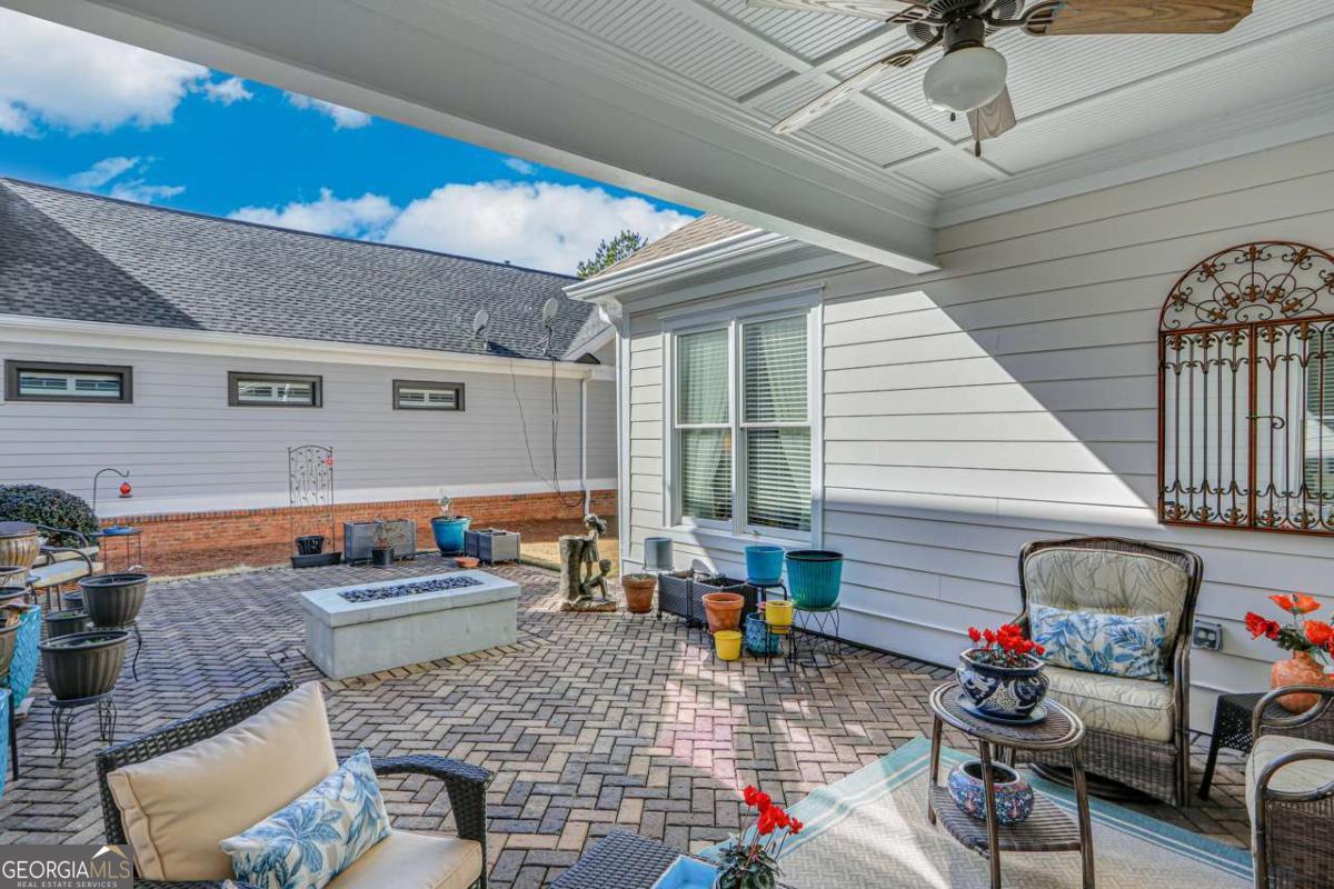 2189 Bessbrook Square Statham GA 30666