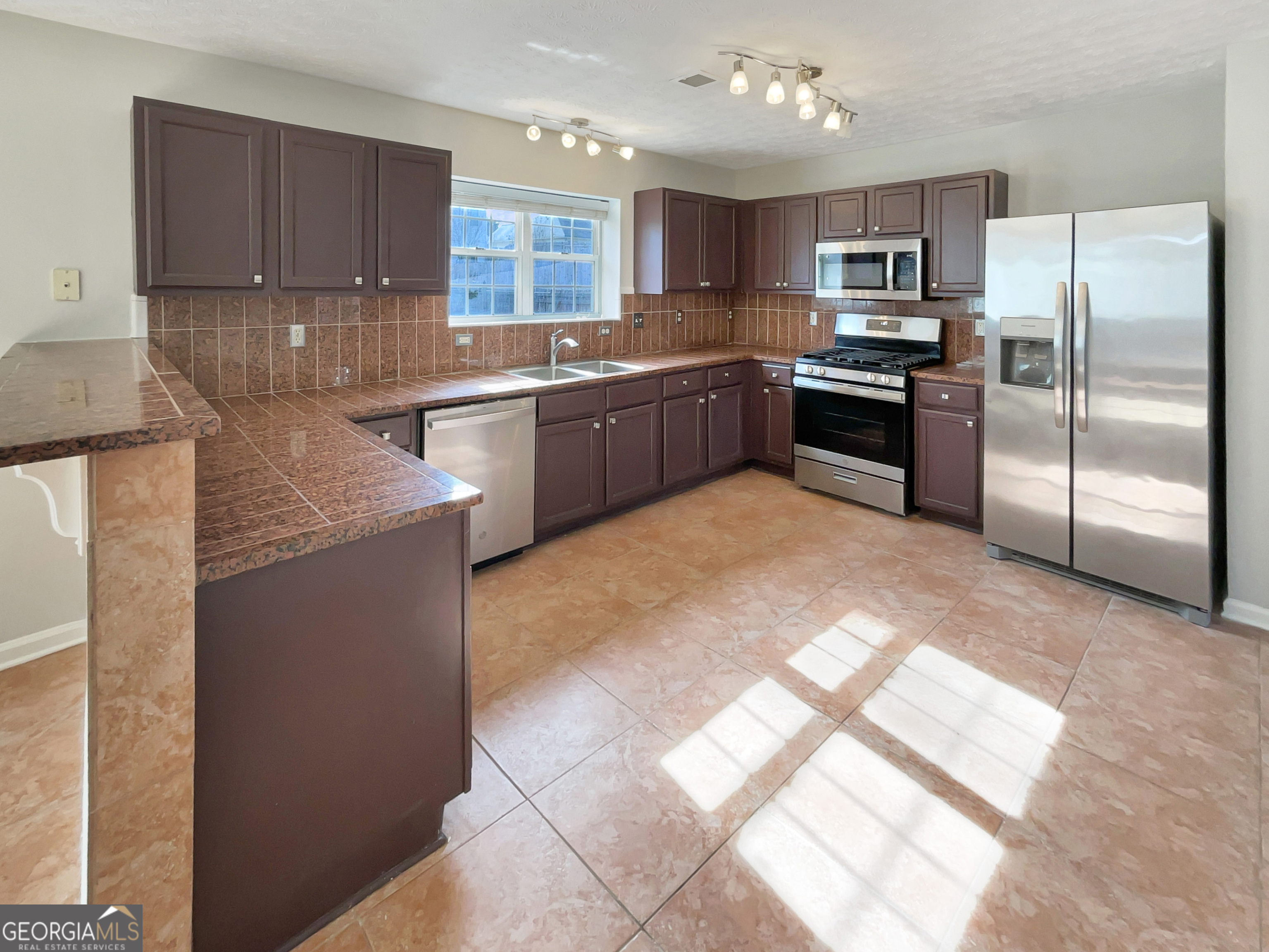3184 Broadleaf Avenue South Fulton GA 30349