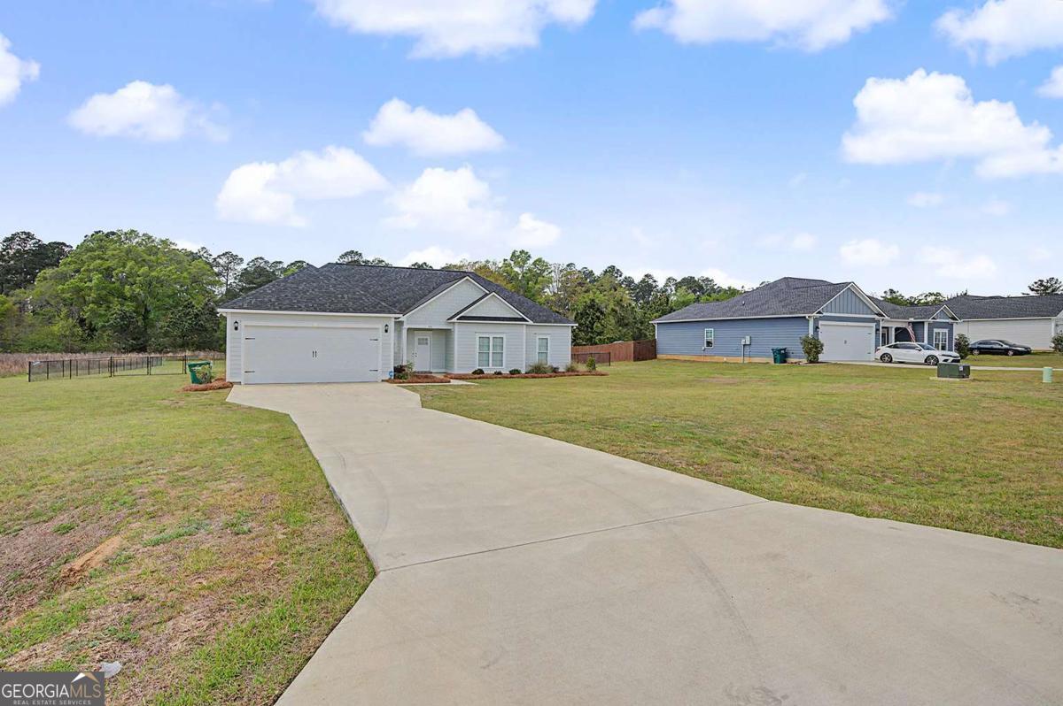 128 Scarlet Way Leesburg GA 31763