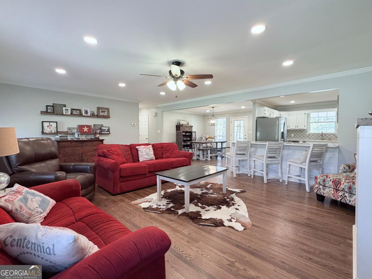 2053 Buttermilk Road SW Cave Spring GA 30124