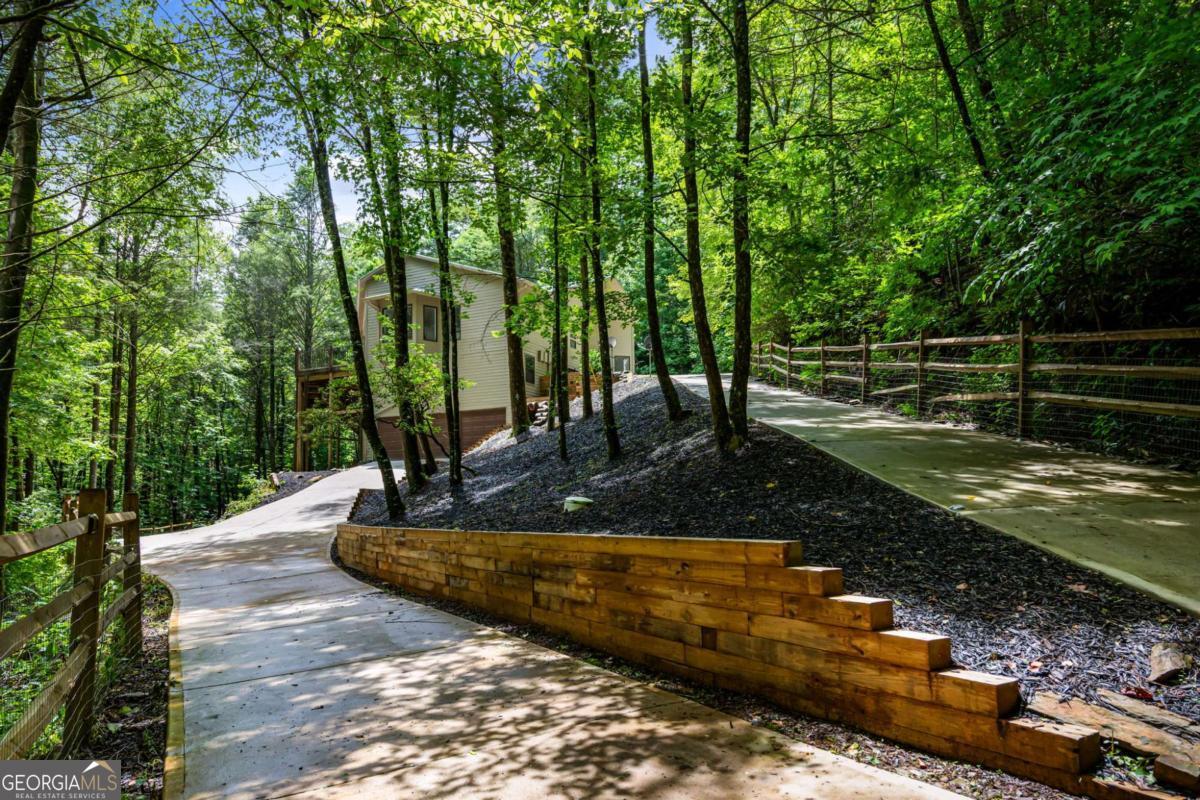 10323 Grassy Mountain Road Ellijay GA 30540