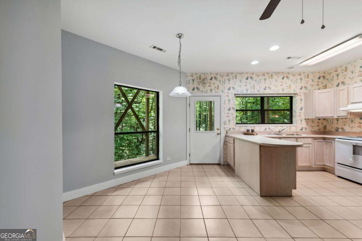 10323 Grassy Mountain Road Ellijay GA 30540