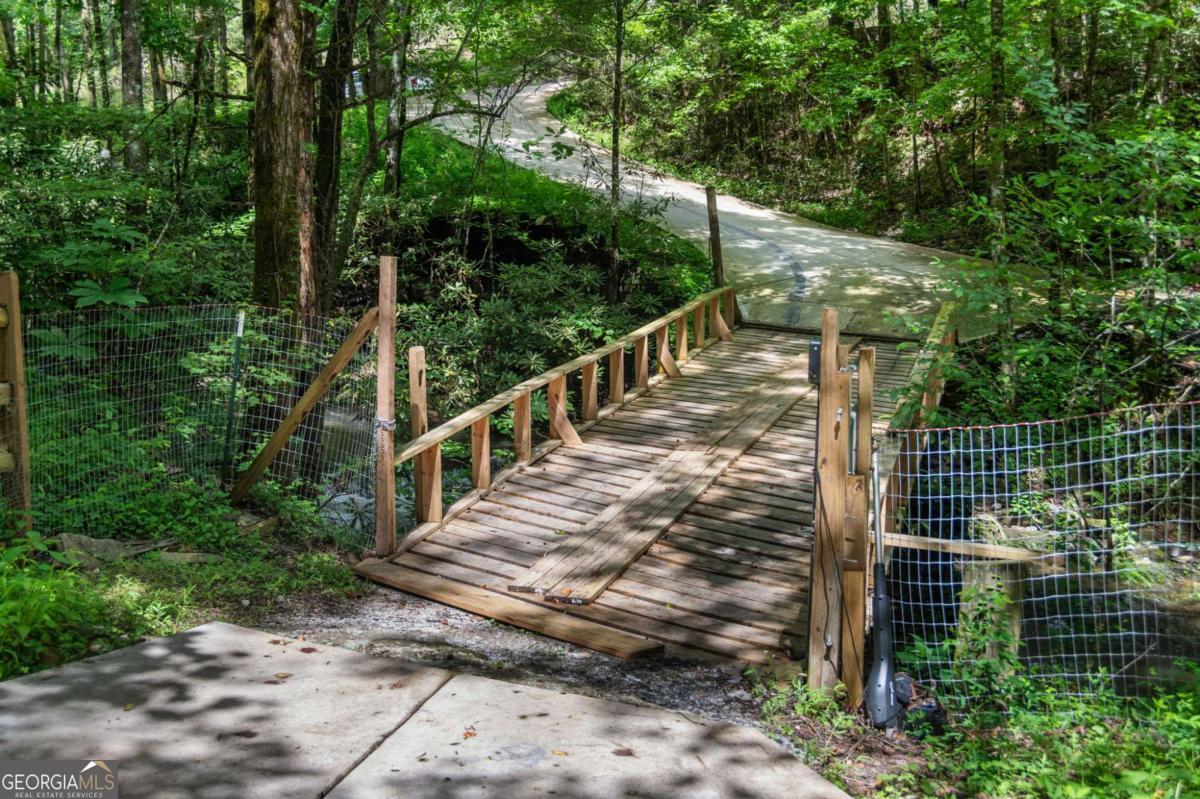 10323 Grassy Mountain Road Ellijay GA 30540