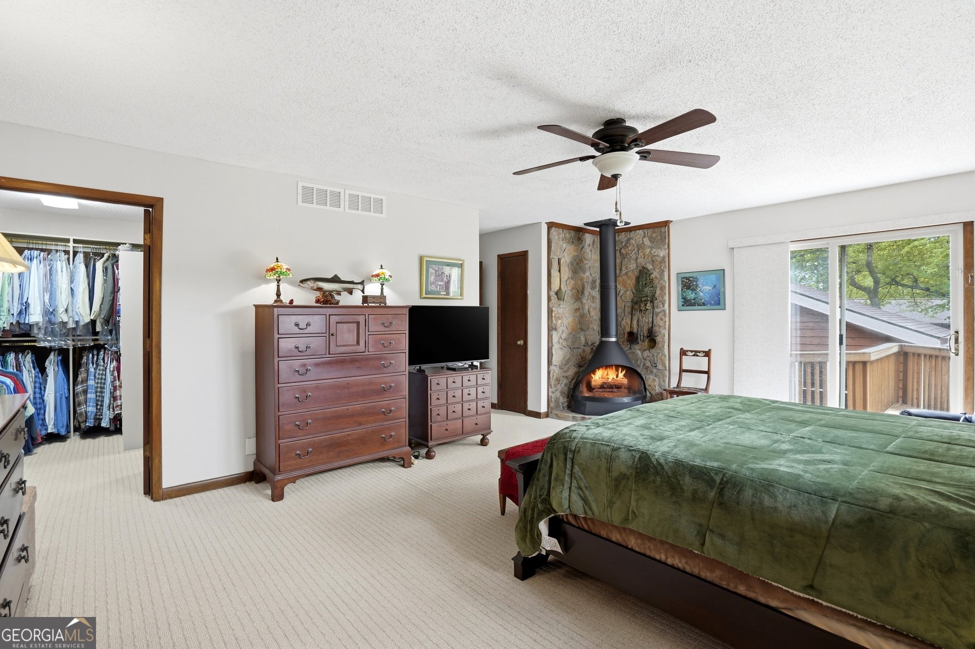 4228 Cove Court NE Marietta GA 30067