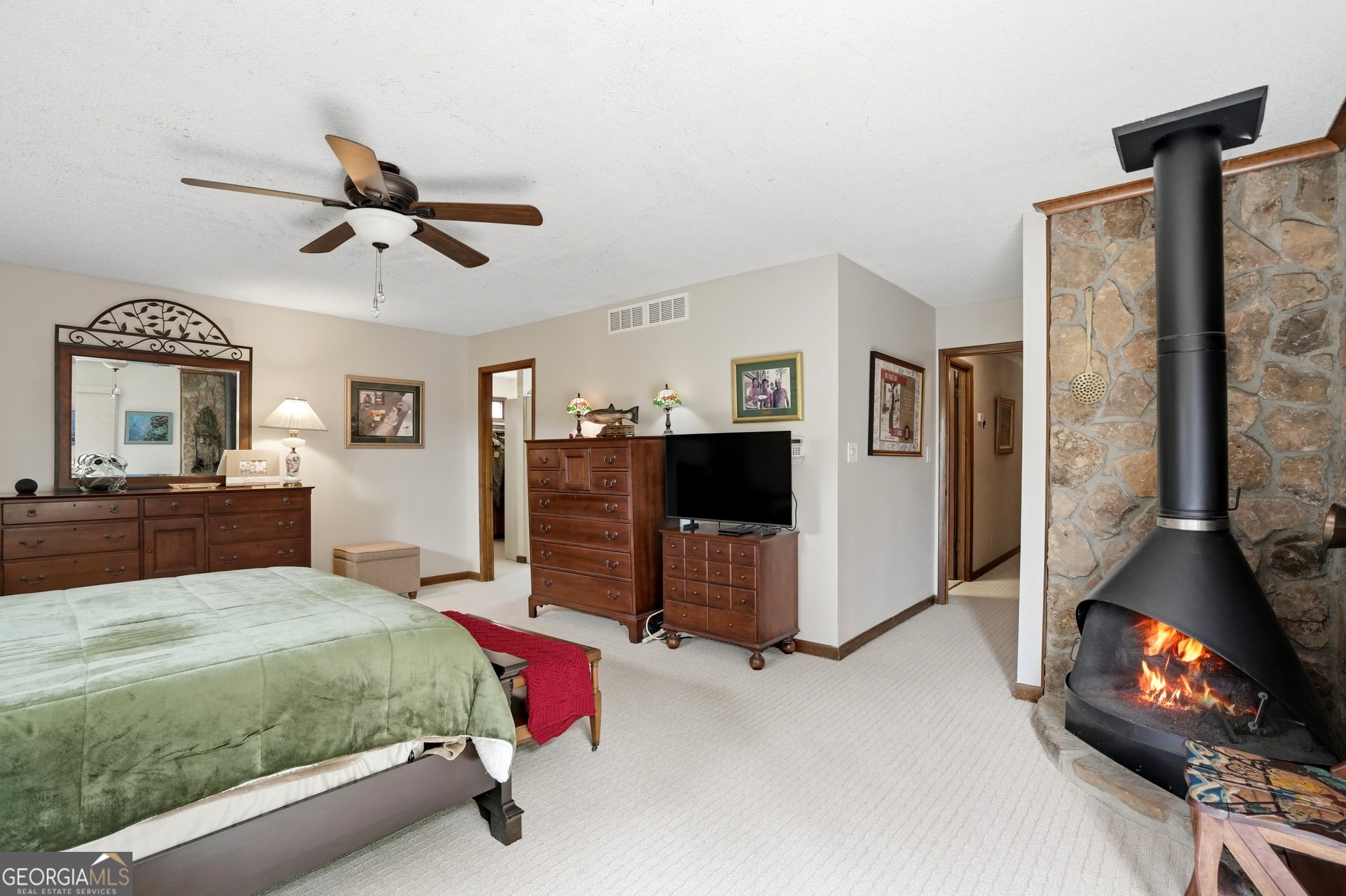 4228 Cove Court NE Marietta GA 30067