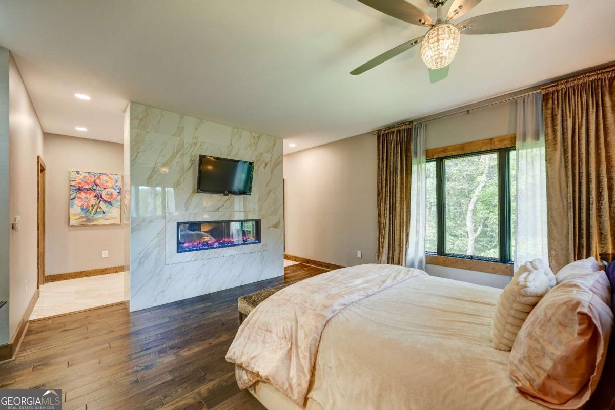 312 Charles Road Ellijay GA 30540