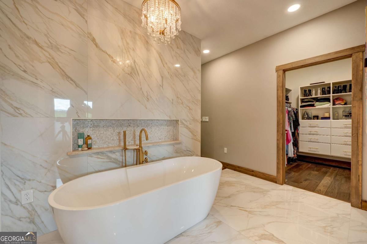 312 Charles Road Ellijay GA 30540