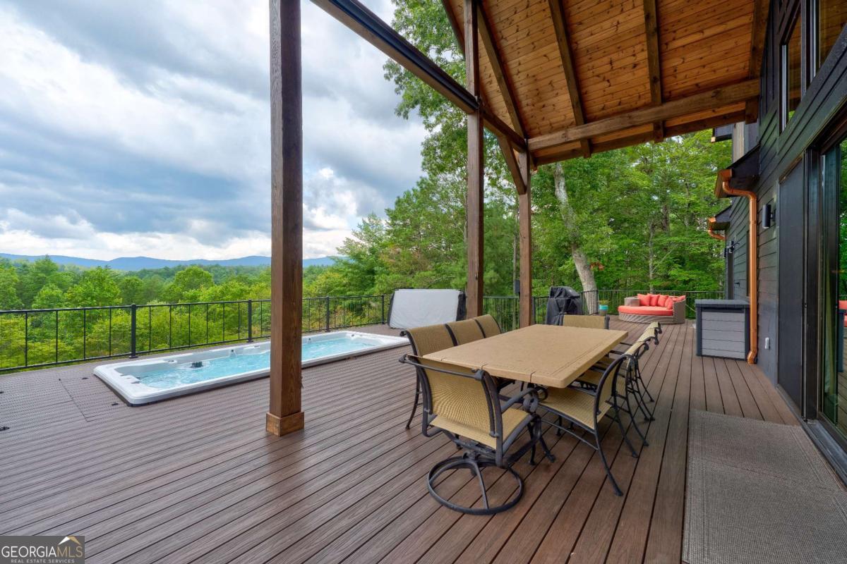 312 Charles Road Ellijay GA 30540