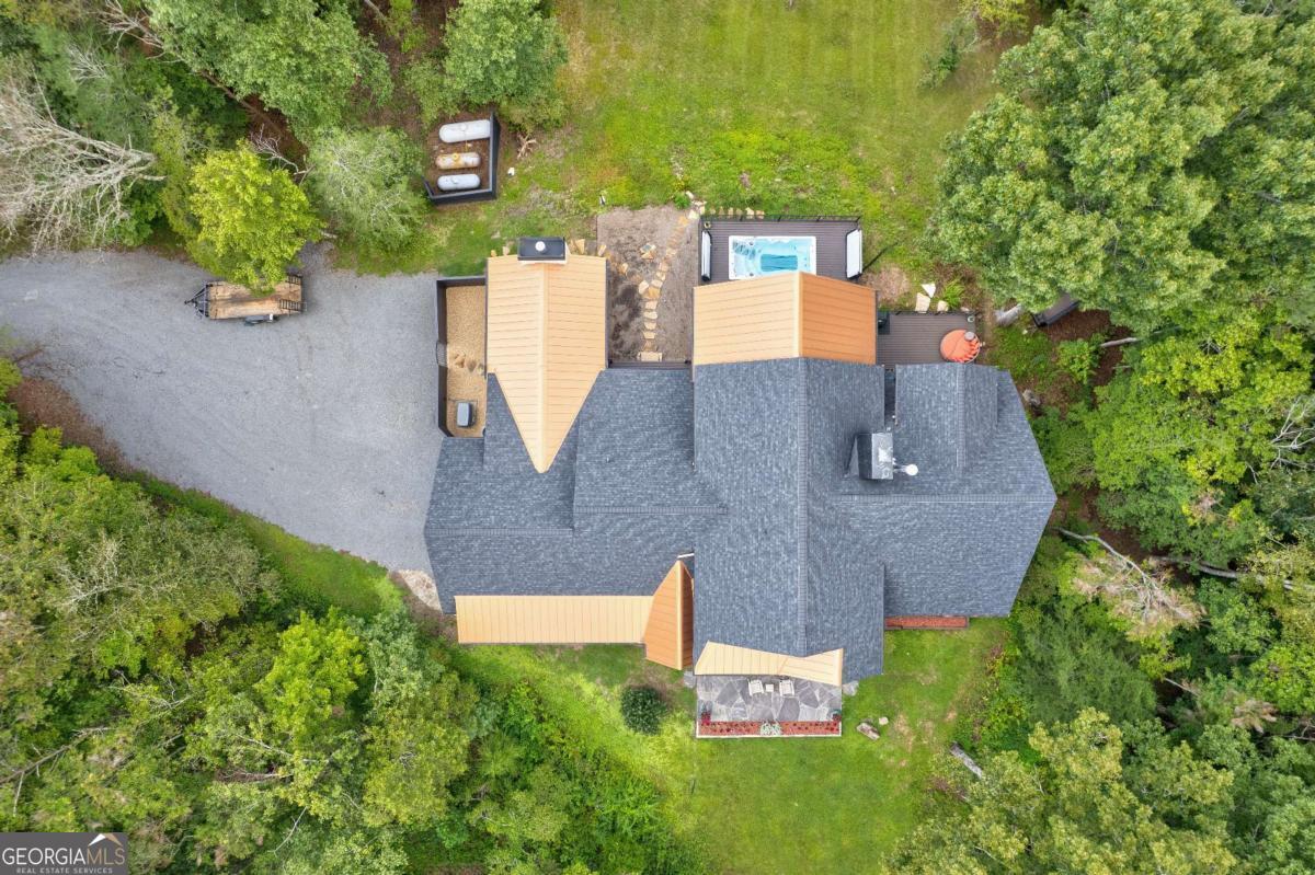 312 Charles Road Ellijay GA 30540