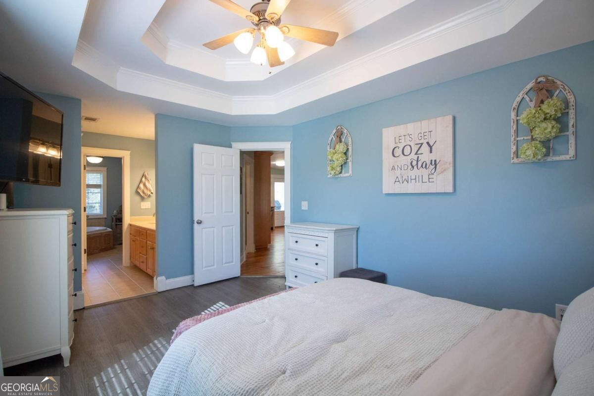 582 E County Line Road Danielsville GA 30633