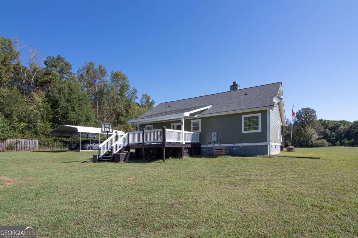 582 E County Line Road Danielsville GA 30633