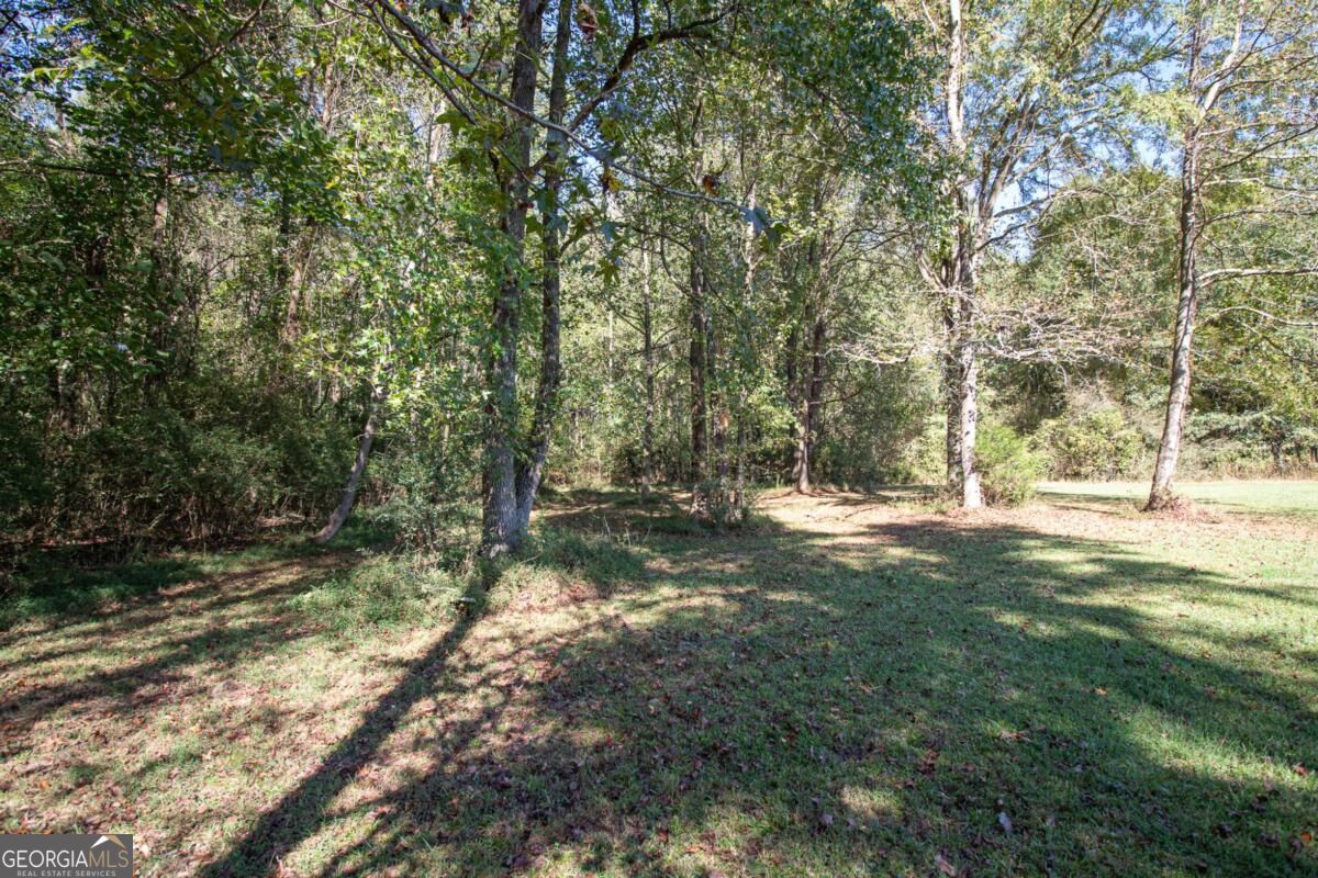 582 E County Line Road Danielsville GA 30633