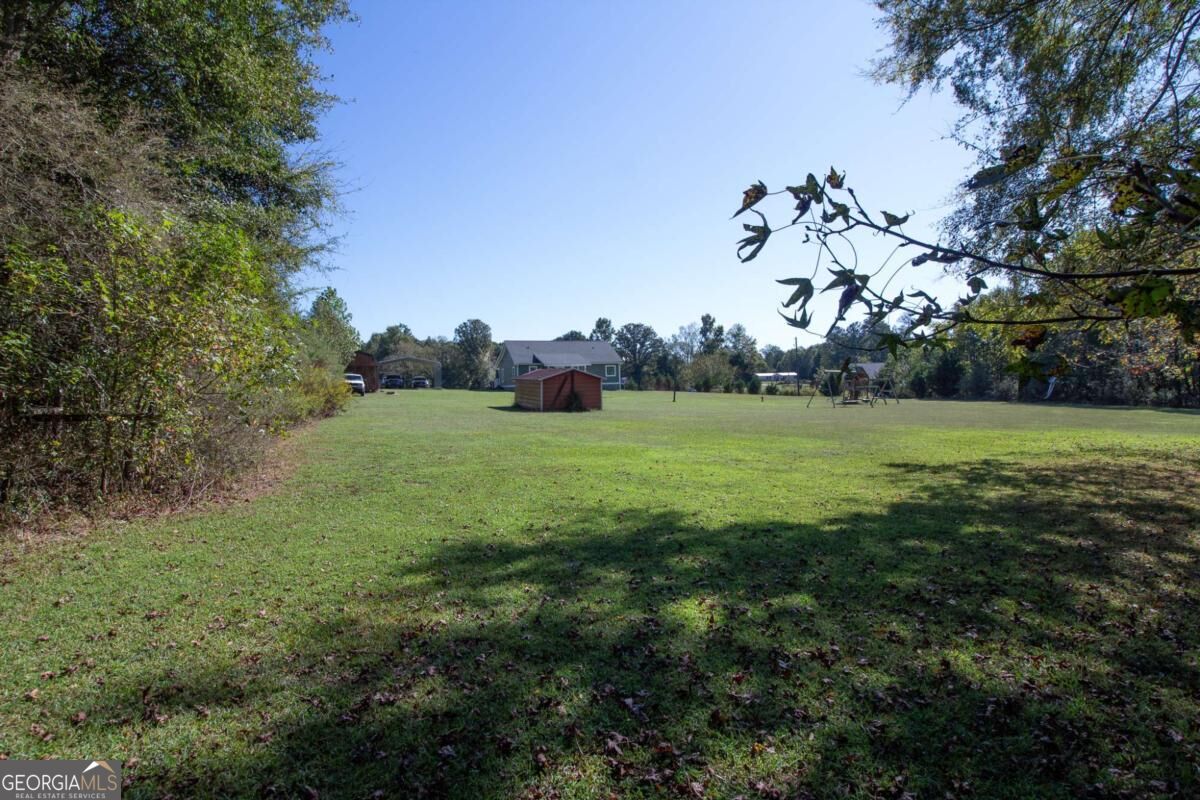 582 E County Line Road Danielsville GA 30633