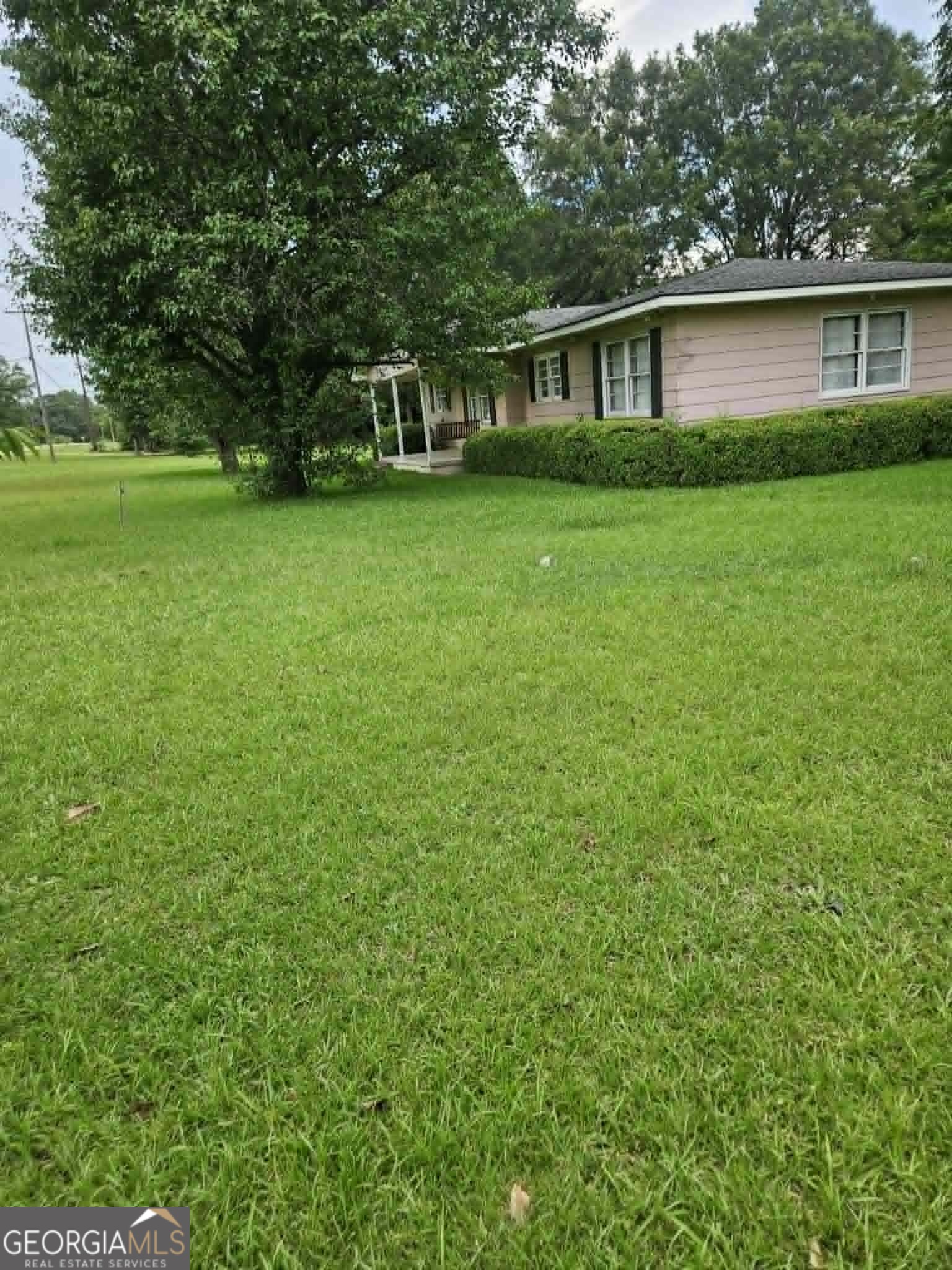 168 Lakeview Church Road Cochran GA 31014