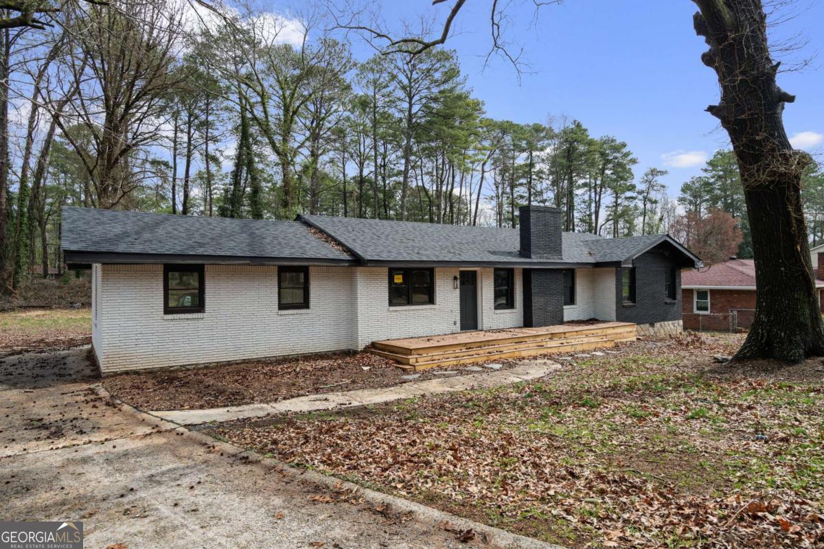 1971 Honeysuckle Lane SW Atlanta GA 30311