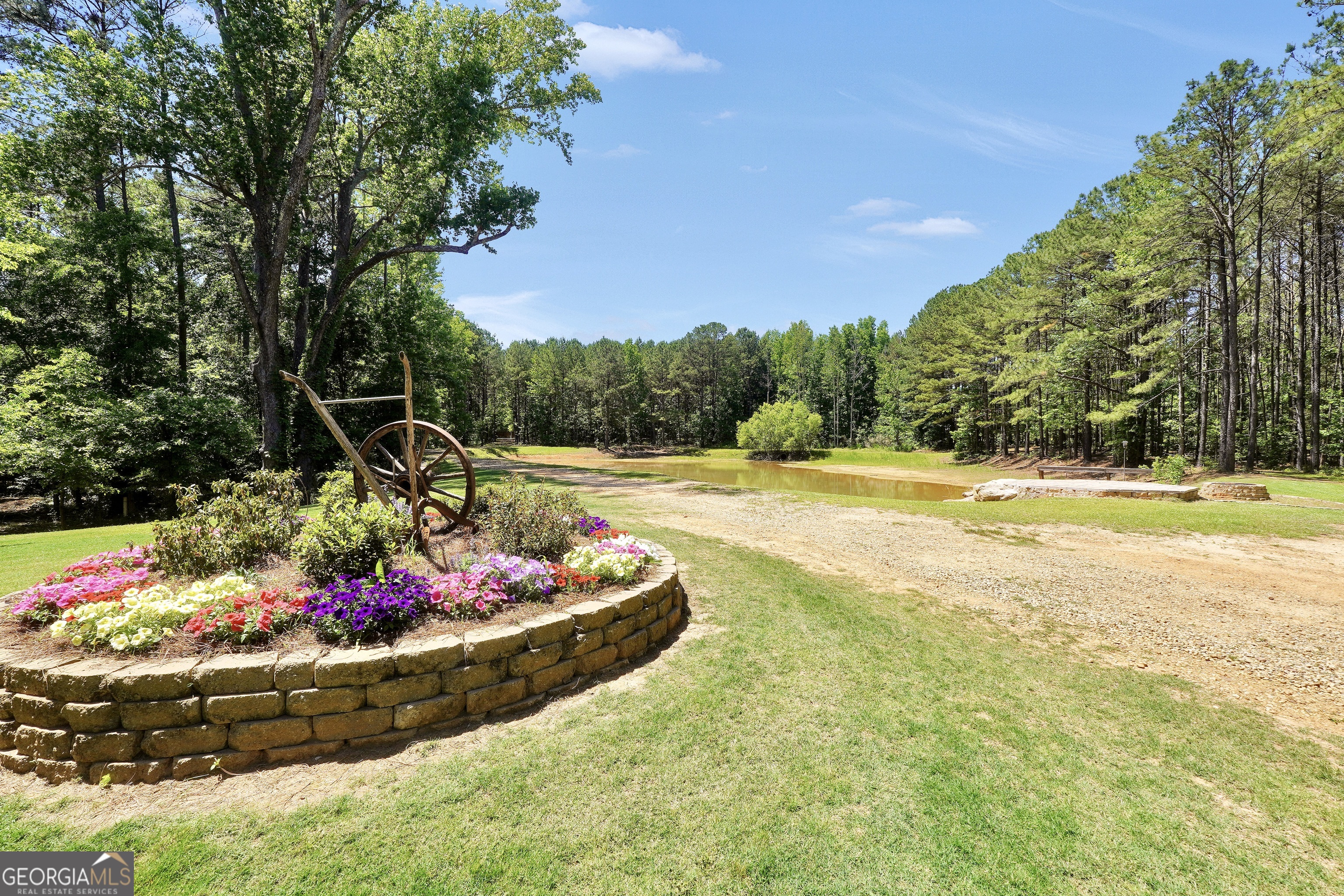 2714 Weems Road Molena GA 30258