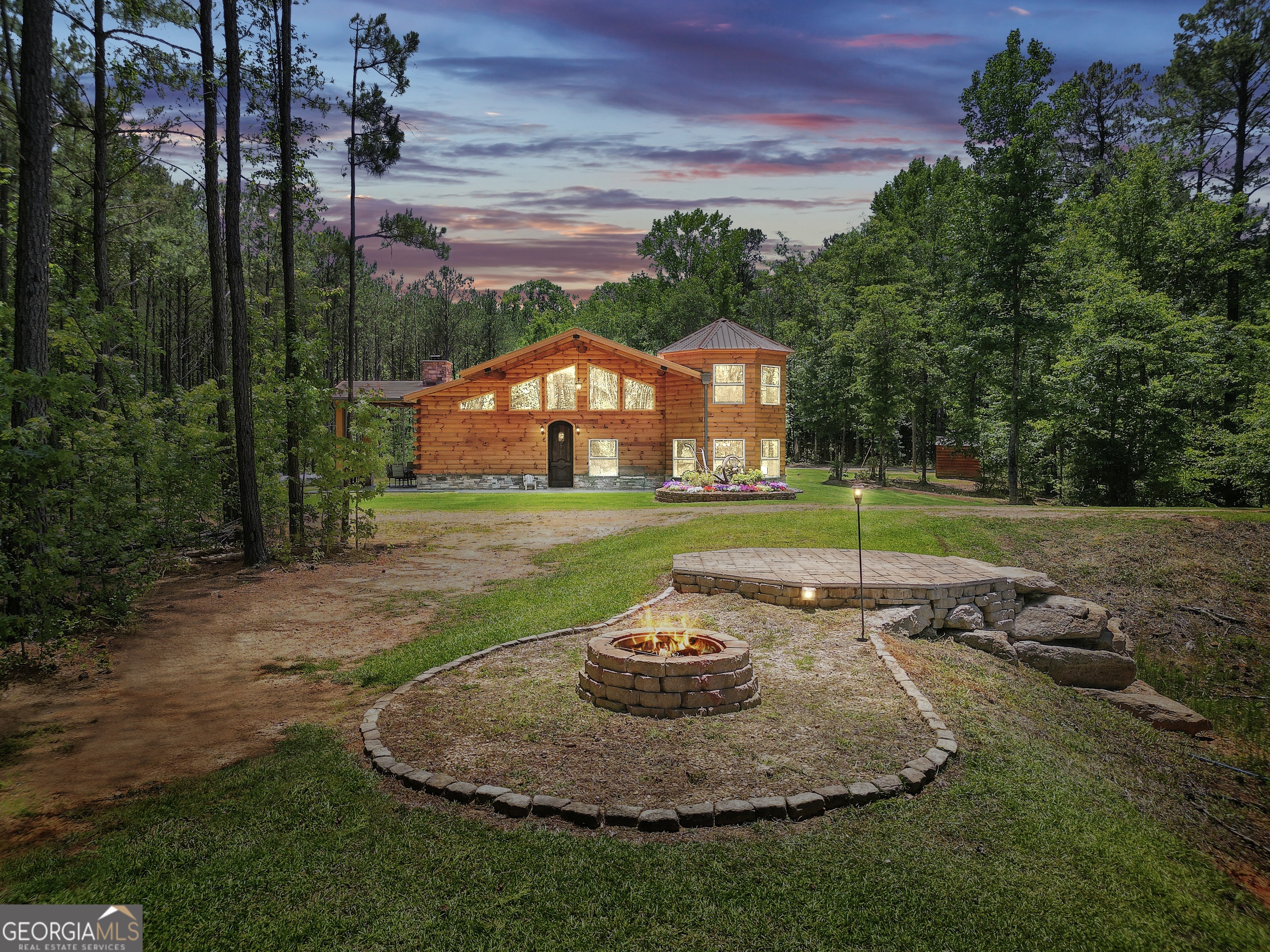 2714 Weems Road Molena GA 30258