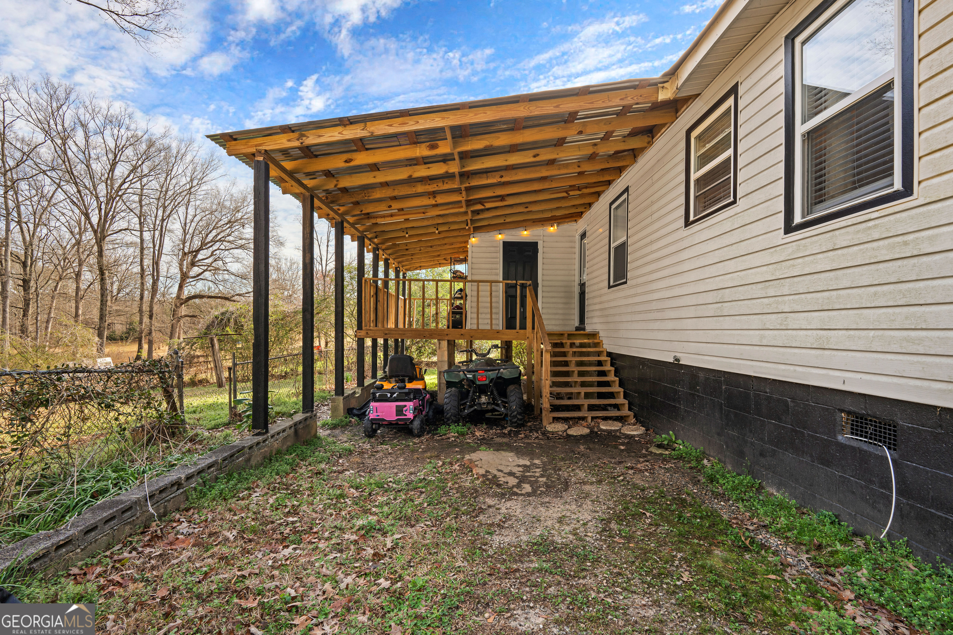 329 Camp Road Milner GA 30257