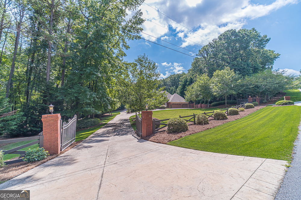 2431 Rabbit Farm Circle Loganville GA 30052