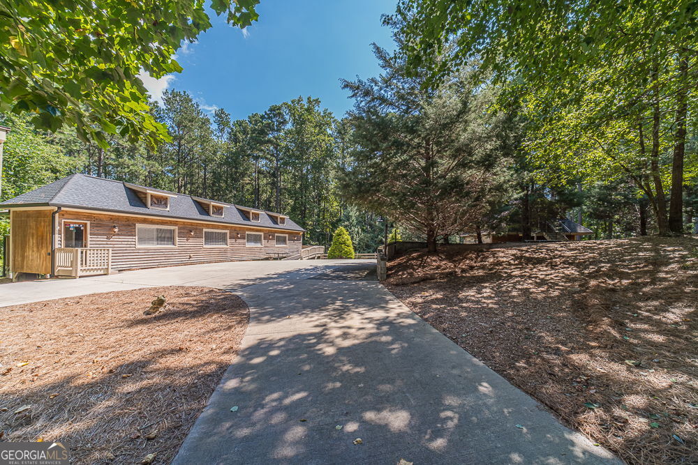 2431 Rabbit Farm Circle Loganville GA 30052