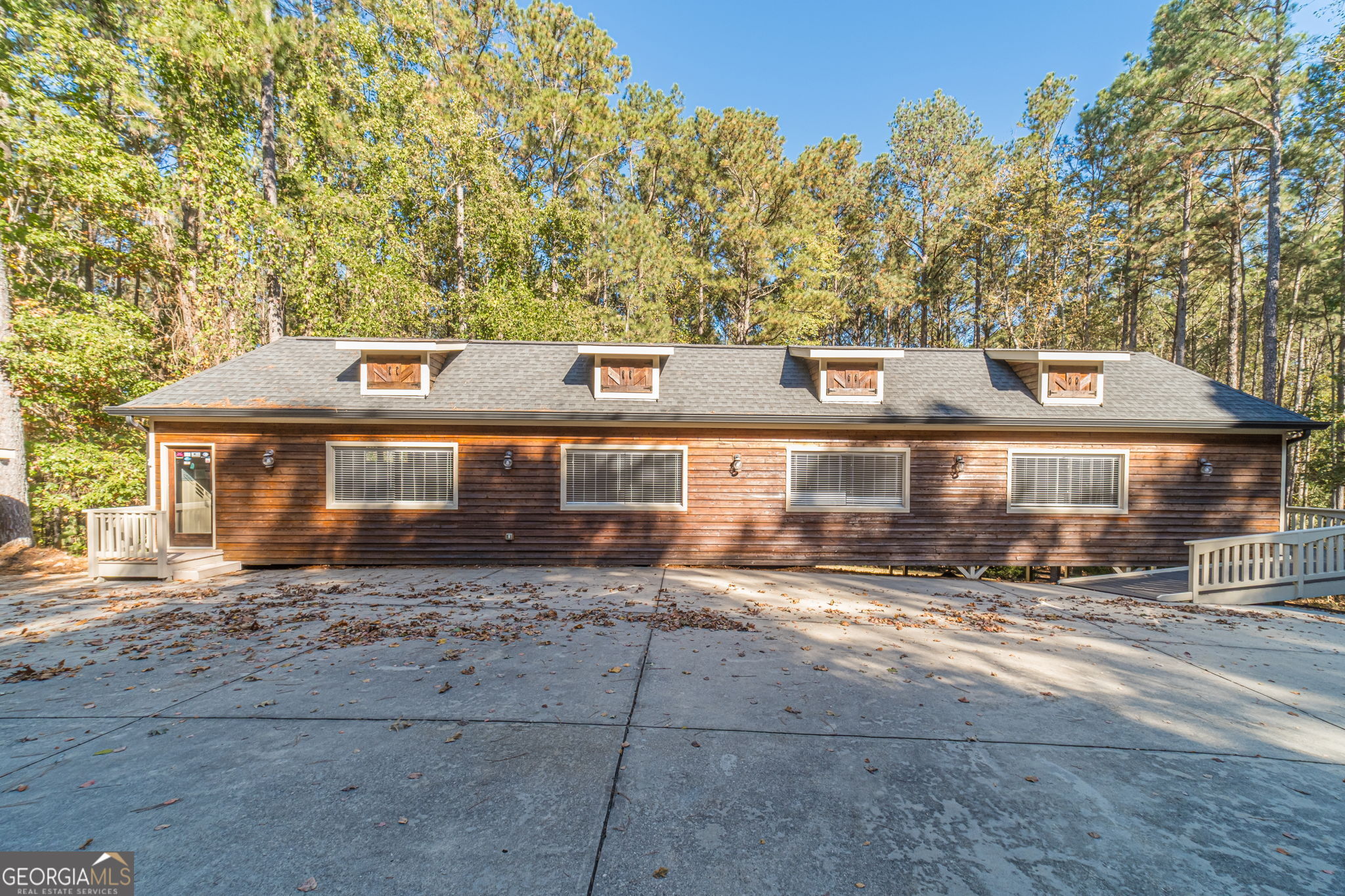 2431 Rabbit Farm Circle Loganville GA 30052