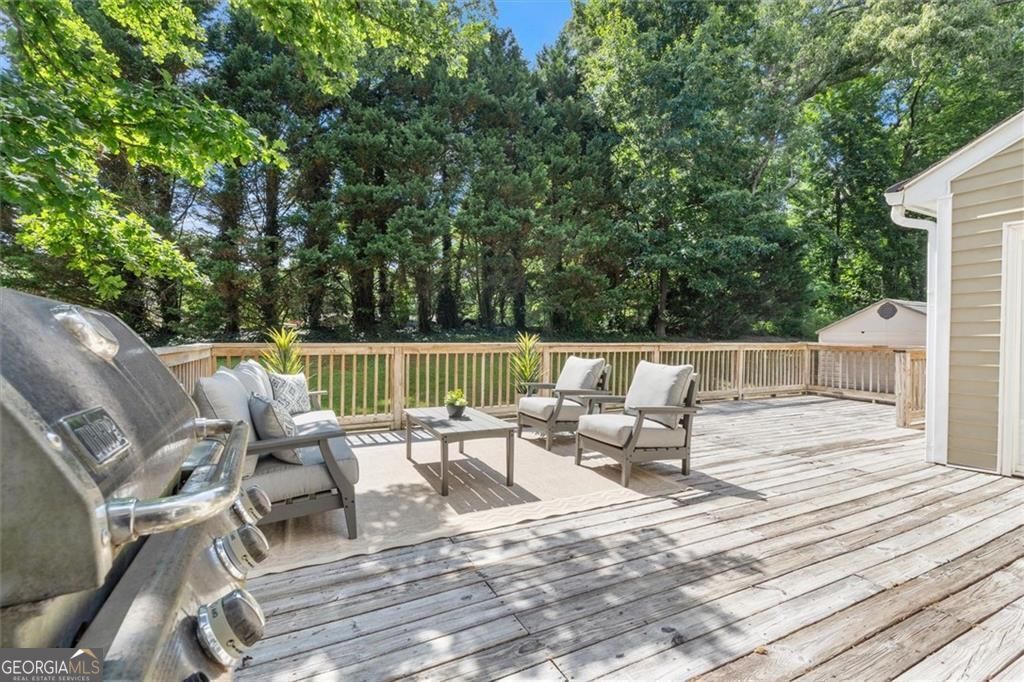 610 Adam Circle Woodstock GA 30188