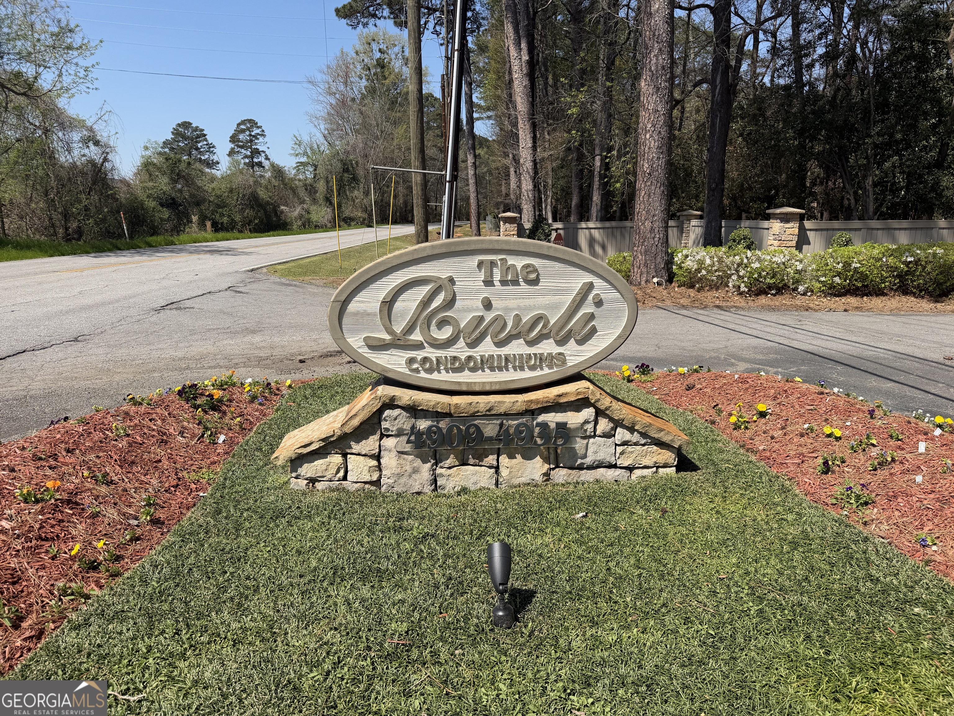 4935 Rivoli Drive Macon GA 31210