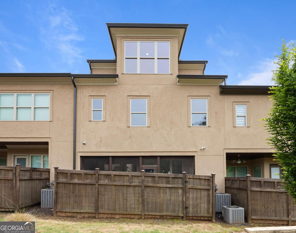 118 Via Roma Woodstock GA 30188