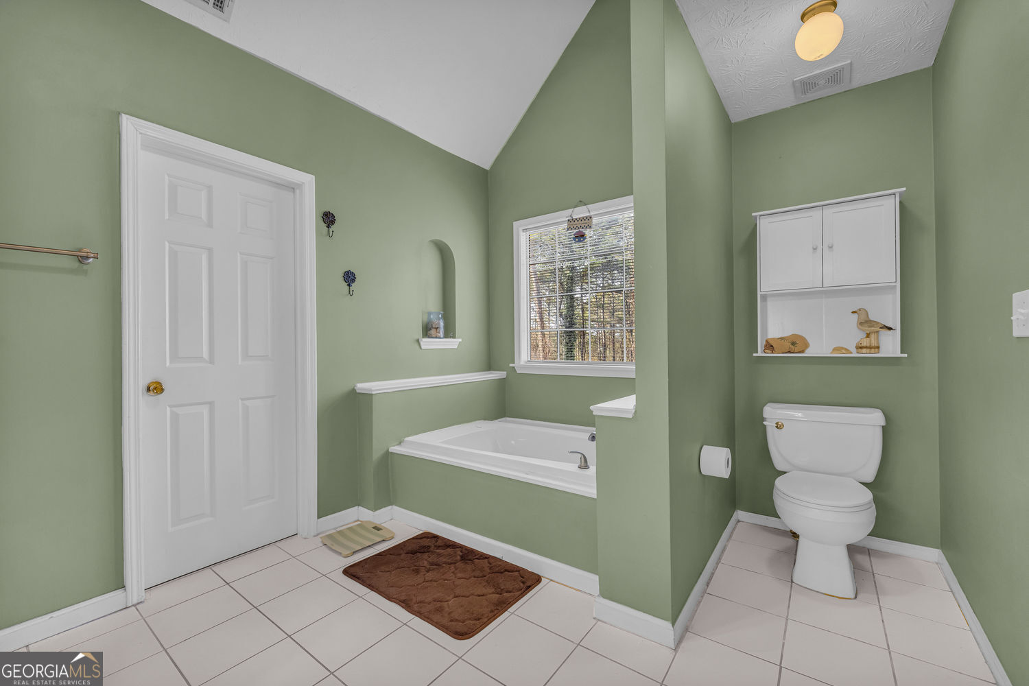2878 Forest Court Loganville GA 30052
