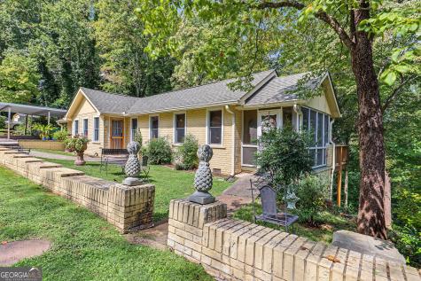 98 Pickett Hill Street Clayton GA 30525