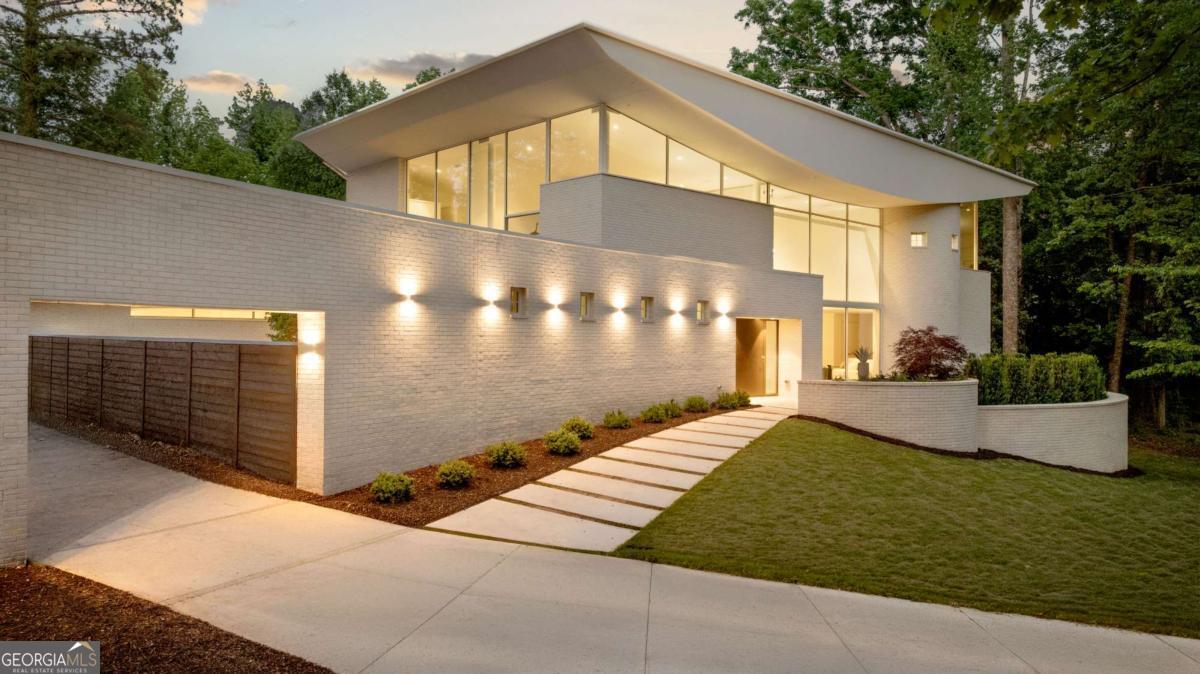 3619 Ivy Road NE Atlanta GA 30342