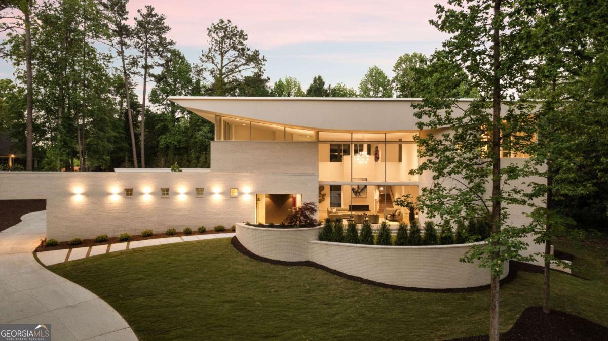 3619 Ivy Road NE Atlanta GA 30342