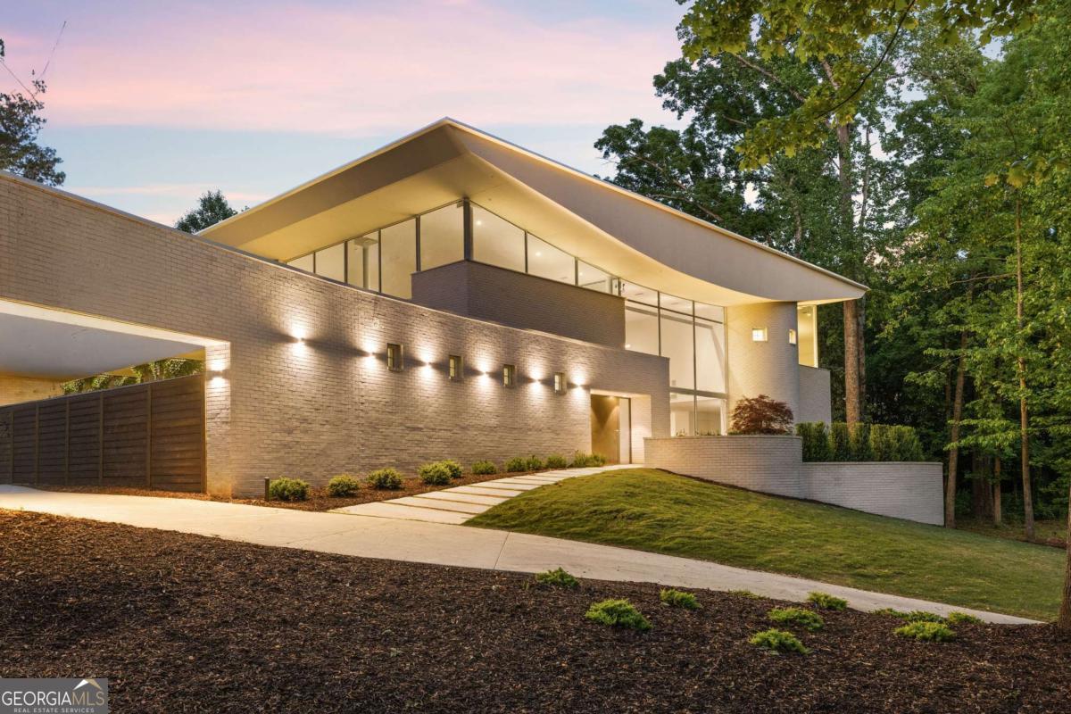 3619 Ivy Road NE Atlanta GA 30342