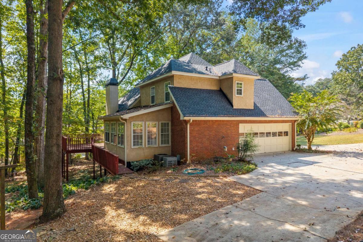 30 Joe Lee Drive Sharpsburg GA 30277