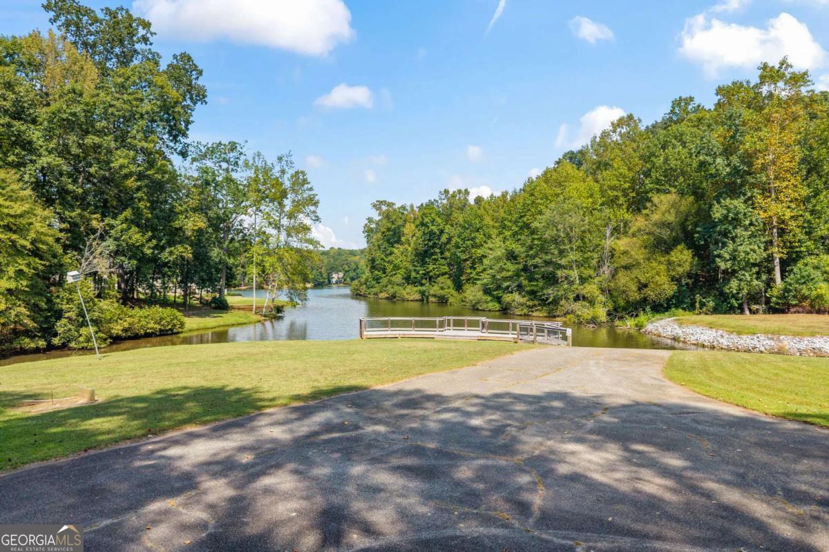 30 Joe Lee Drive Sharpsburg GA 30277