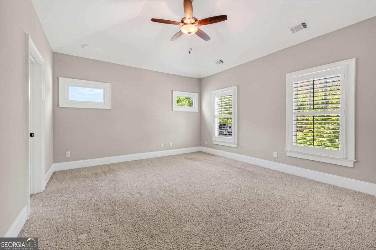 3855 Greenleffe Drive Statham GA 30666