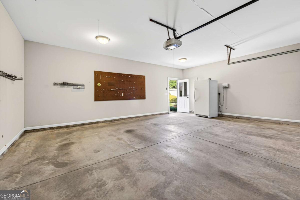 3855 Greenleffe Drive Statham GA 30666