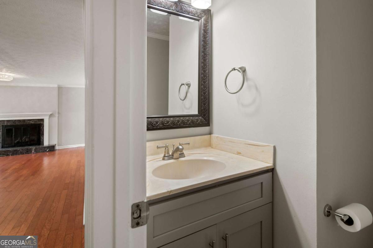 510 Ambergate Court Roswell GA 30076