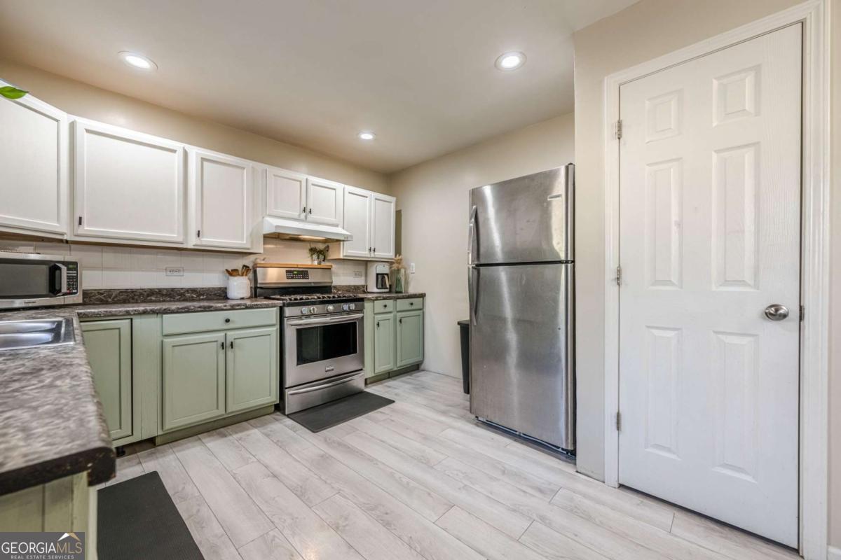 3006 Deshong Drive Stone Mountain GA 30087