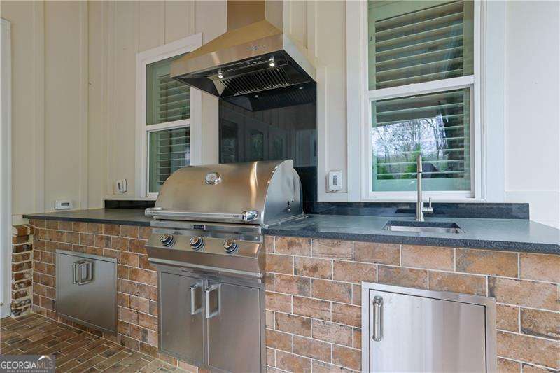120 Chateau Place Woodstock GA 30188