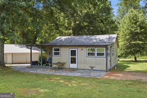 593/525 Amy's Creek Road Clarkesville GA 30523